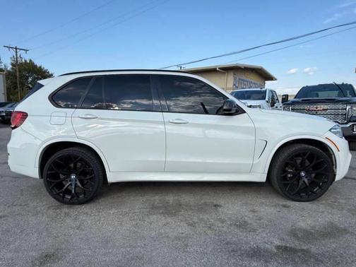 White 2015 BMW X5 xDrive35i