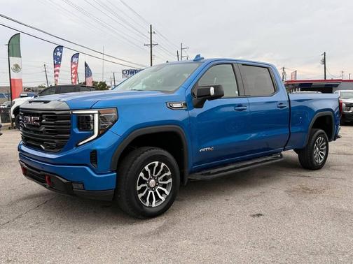 2022 GMC Sierra 1500 AT4