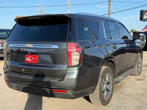 Evergreen Gray Metallic 2022 Chevrolet Tahoe LS