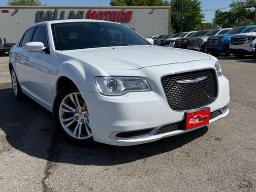 2017 Chrysler 300 Limited