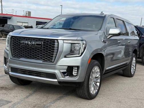 Sterling Metallic 2023 GMC Yukon XL Denali SUV