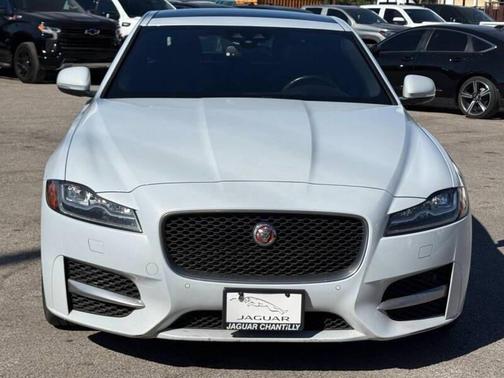 2016 Jaguar XF 35t R-Sport