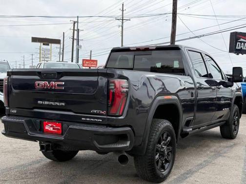 2025 GMC Sierra 2500 AT4