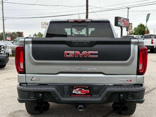 Sterling Metallic 2023 GMC Sierra 1500 AT4X