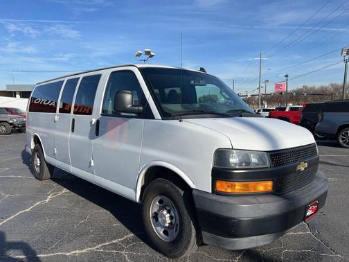 2019 Chevrolet Express 3500 LS