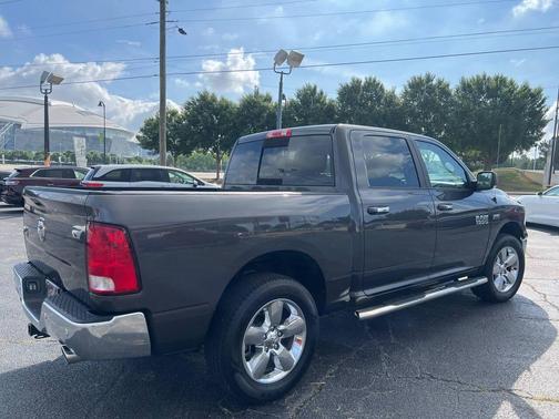 Granite Crystal Metallic Clearcoat 2017 RAM 1500 Big Horn