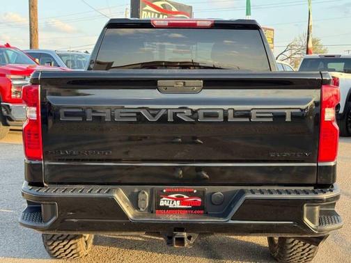 Black 2022 Chevrolet Silverado 1500 Custom Trail Boss