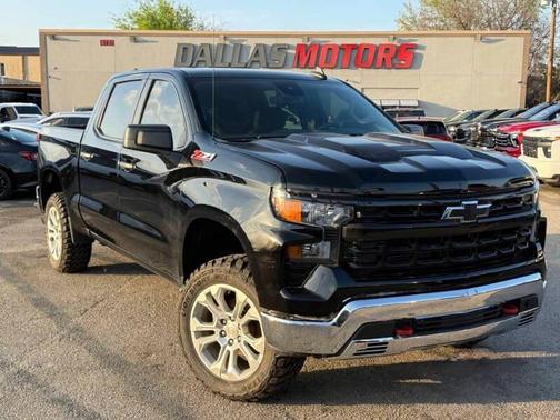 Black 2022 Chevrolet Silverado 1500 Custom Trail Boss