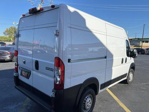 2024 RAM ProMaster 2500 Tradesman