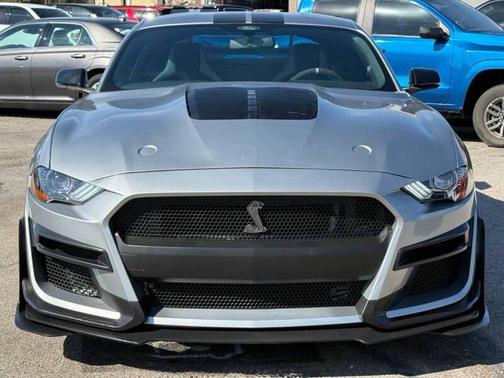 2021 Ford Shelby GT500 Base