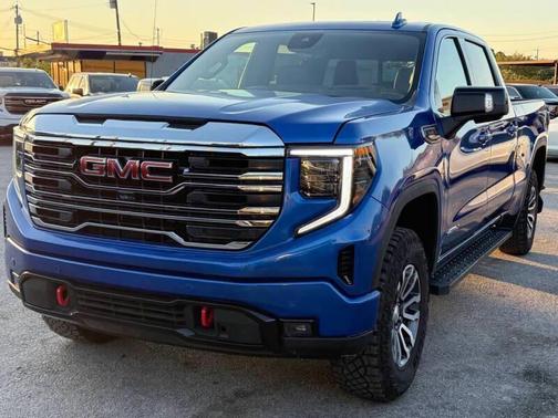 Dynamic Blue Metallic 2023 GMC Sierra 1500 AT4