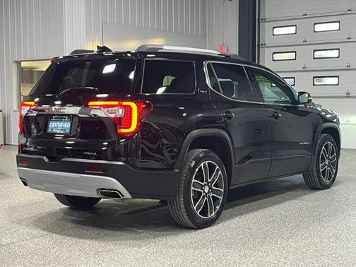 2023 GMC Acadia AWD SLT
