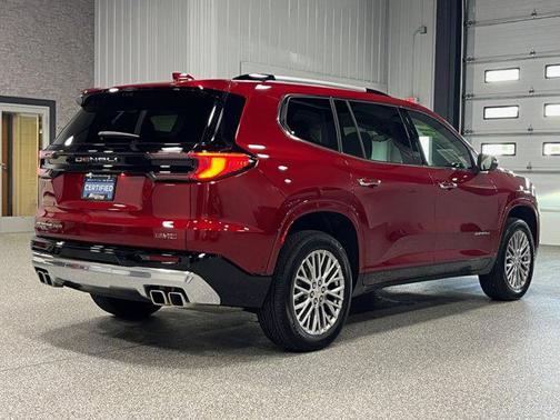 2025 GMC Acadia Denali
