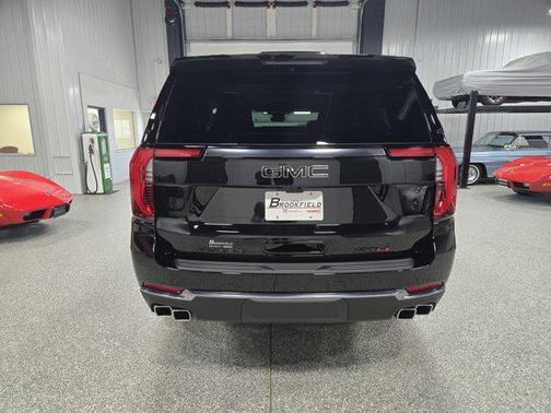 2026 GMC Yukon XL 4WD AT4