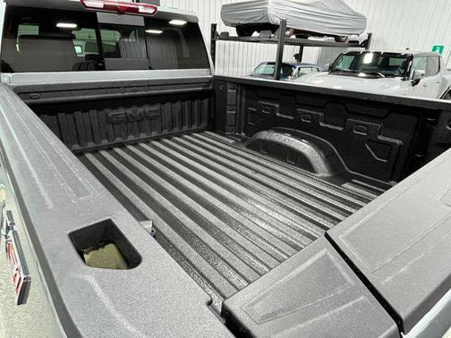 2025 GMC Sierra 3500 SLT