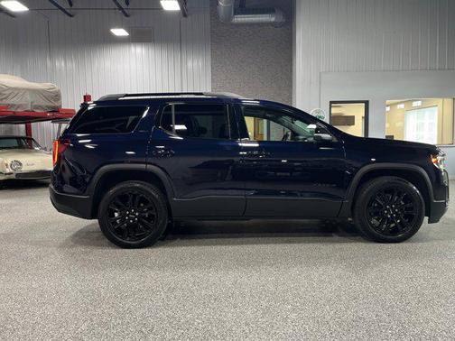 2022 GMC Acadia AWD SLT