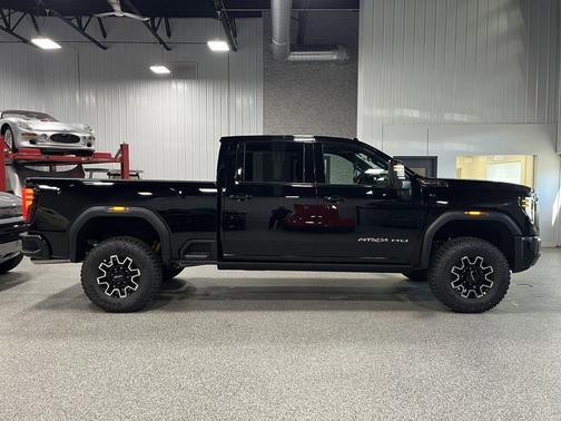 Onyx Black 2026 GMC Sierra 2500 AT4X