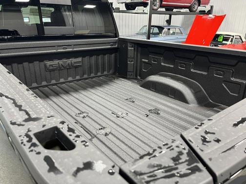 Onyx Black 2026 GMC Sierra 2500 AT4X
