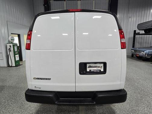 2020 Chevrolet Express 2500 RWD 2500 Extended Wheelbase WT