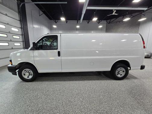 2020 Chevrolet Express 2500 RWD 2500 Extended Wheelbase WT