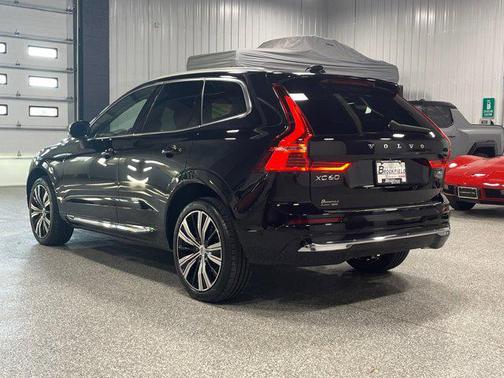 2022 Volvo XC60 B5 Inscription