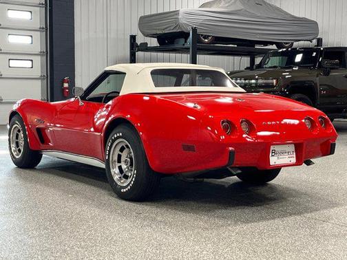 1975 Chevrolet Corvette Base