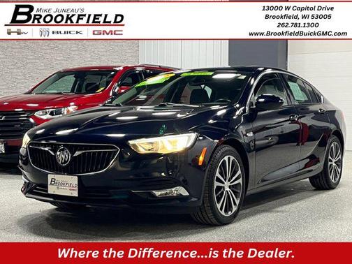 2018 Buick Regal Sportback Essence