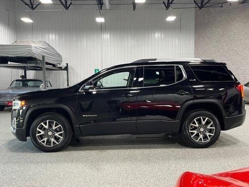 2022 GMC Acadia AWD SLE