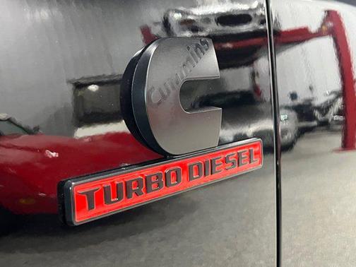 Diamond Black Crystal Pearlcoat 2024 RAM 2500 Power Wagon