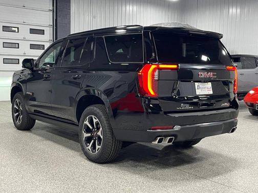 2026 GMC Yukon 4WD AT4