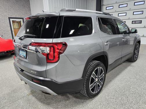 2023 GMC Acadia AWD SLT