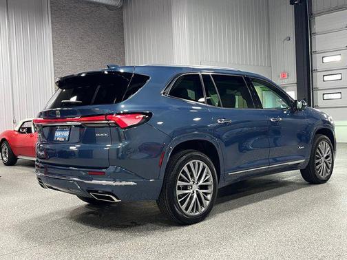 2025 Buick Enclave Avenir FWD