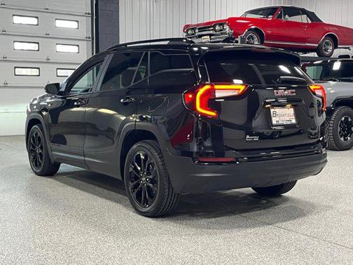 2022 GMC Terrain SLE