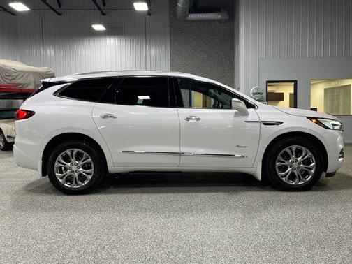 2021 Buick Enclave AWD Avenir