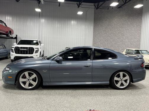 Cyclone Gray Metallic 2006 Pontiac GTO 2 Door