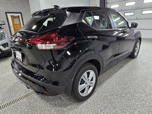 2023 Nissan Kicks S
