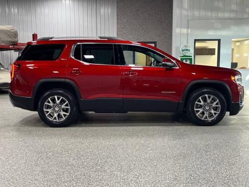 2021 GMC Acadia AWD SLT