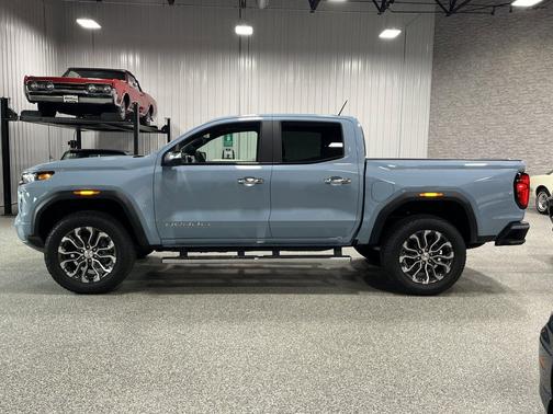 Glacier Metallic 2026 GMC Canyon Denali