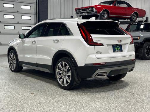 2023 Cadillac XT4 Premium Luxury