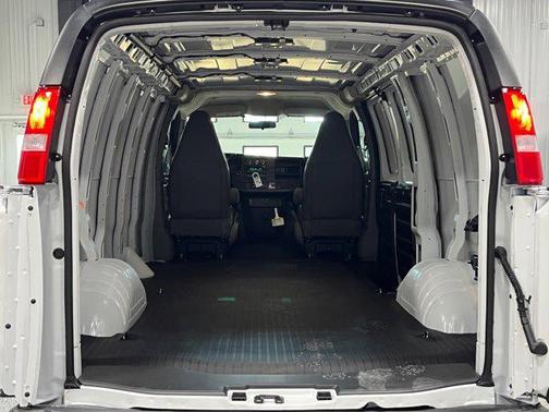 2025 GMC Savana 3500 RWD 3500 Regular Wheelbase Work Van