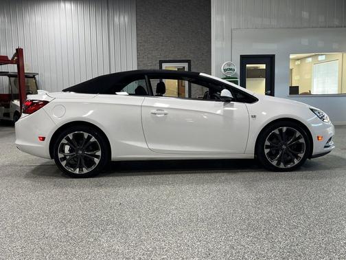 Summit White 2017 Buick Cascada Premium