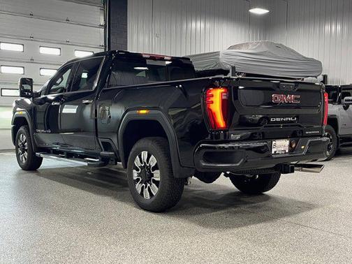 2025 GMC Sierra 2500 Denali