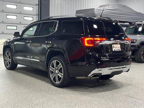 2018 GMC Acadia Denali