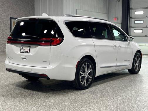 2021 Chrysler Pacifica L