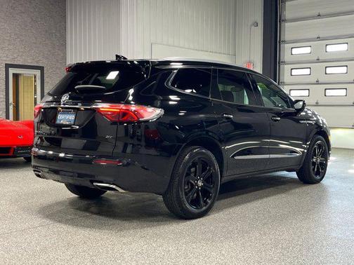 2023 Buick Enclave Essence AWD