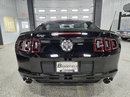 2014 Ford Mustang V6