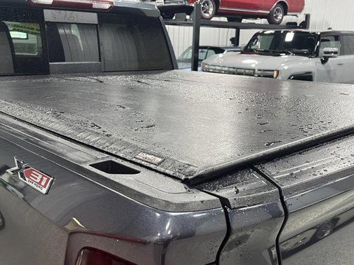 Dark Sky Metallic 2022 GMC Sierra 1500 Elevation