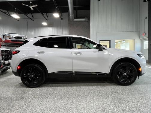 White Frost Tricoat 2023 Buick Envision Essence AWD