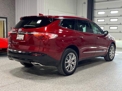 2024 Buick Enclave Essence AWD