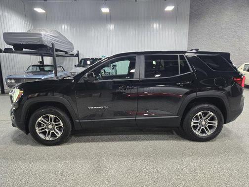 2025 GMC Terrain AWD Elevation